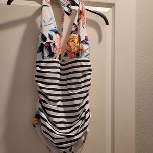 Cupshe Vibrant Floral and Striped Swimsuit XL